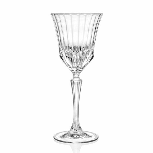 Чаши за червено вино на бял фон Adagio, от безоловен екологично чист кристал, стилен дизайн с дълбоки гравирани линии за повече блясък.