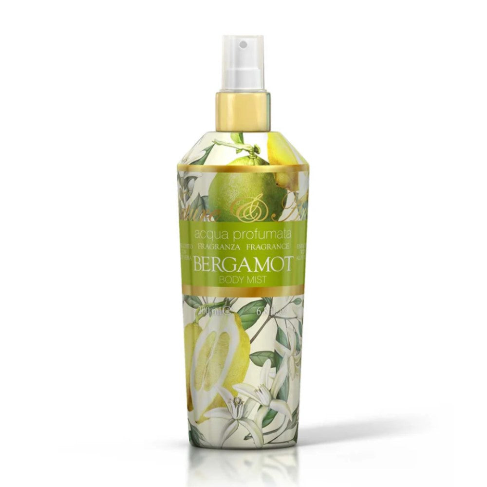 Ароматизирана вода за тяло Bergamot под форма на спрей в елеганен флакон, подходящ и за подарък. Хидратира и ароматизира деликатно за свежест през летните дни.