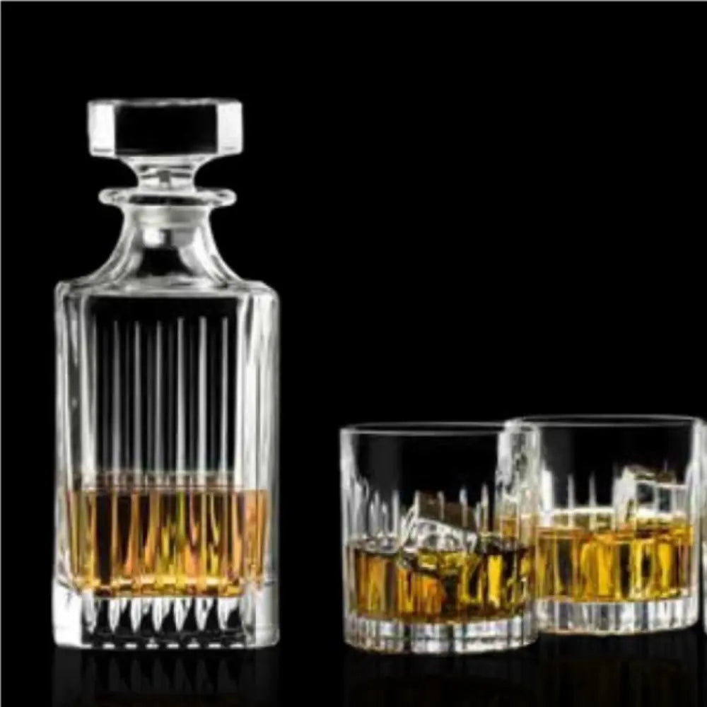 Кристална гарафа за уиски RCR Italy Timeless, 750 ml, LUXION®